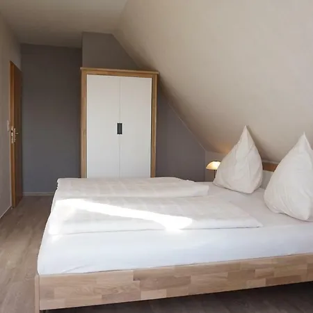Guest house Tuexen 3*